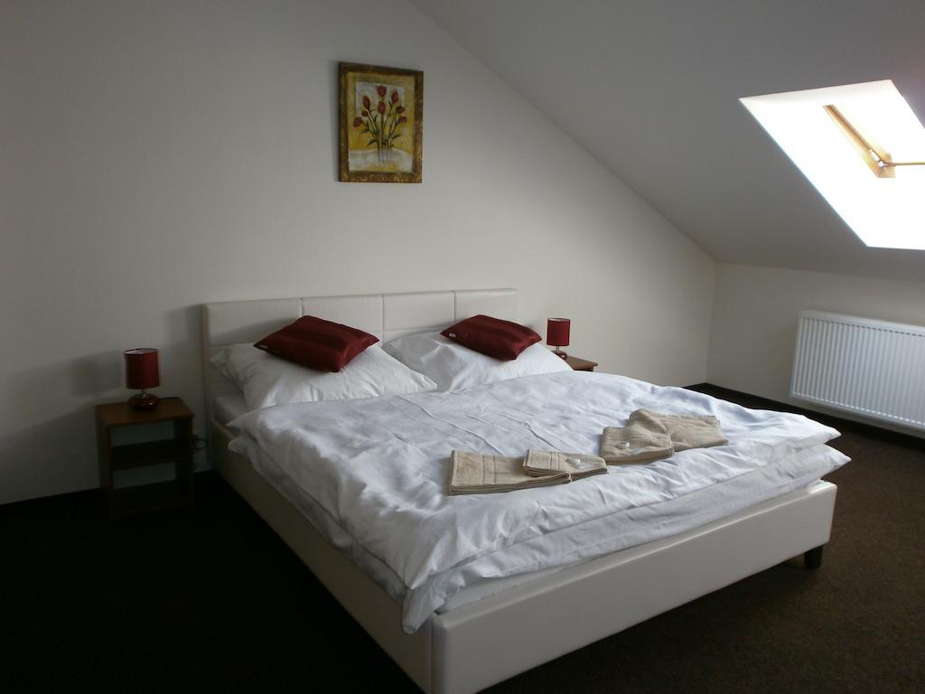Hotel U Cisare Melnik Room photo